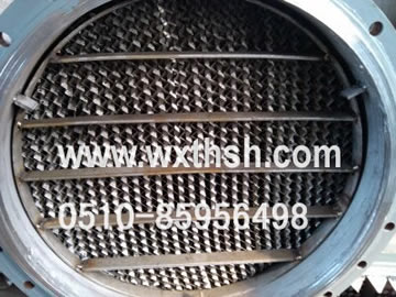 蒸餾塔.jpg 蒸餾塔.jpg