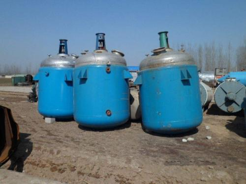 電加熱反應釜如何換油