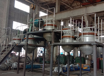 不銹鋼反應(yīng)斧物料炭化的解決方法